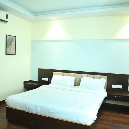 Country Inn & Suites By Turtle Mumbai Eksteriør bilde