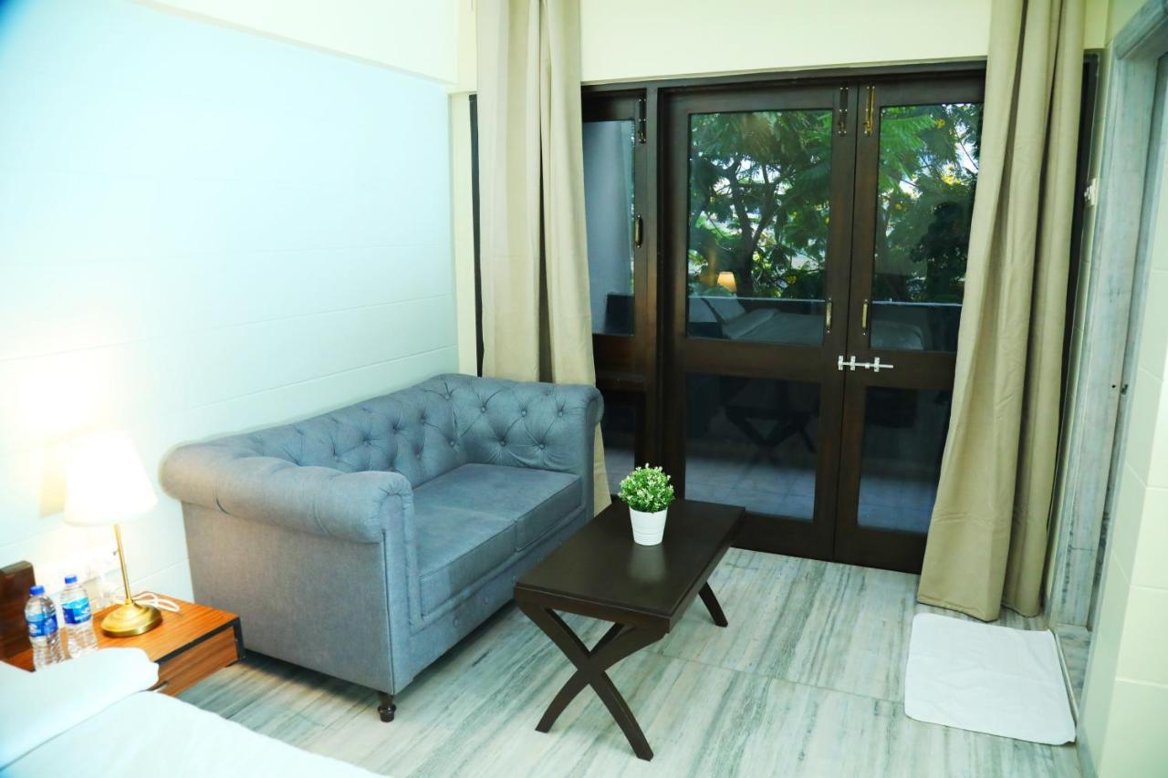 Country Inn & Suites By Turtle Mumbai Eksteriør bilde