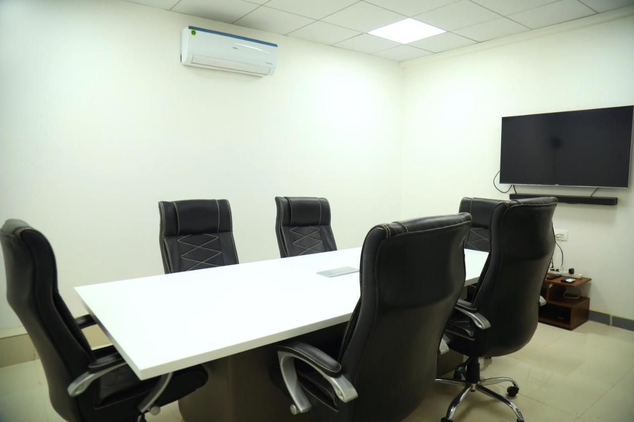 Country Inn & Suites By Turtle Mumbai Eksteriør bilde
