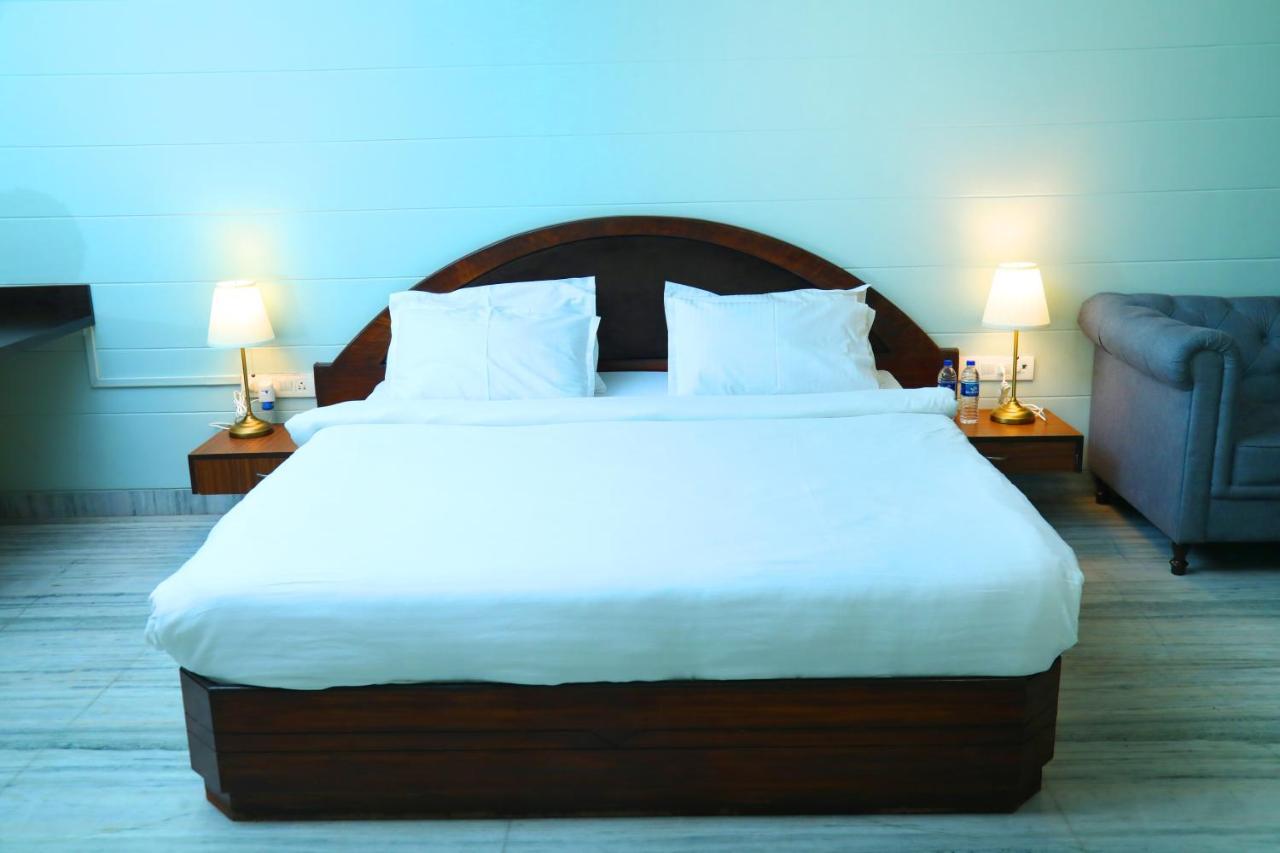 Country Inn & Suites By Turtle Mumbai Eksteriør bilde